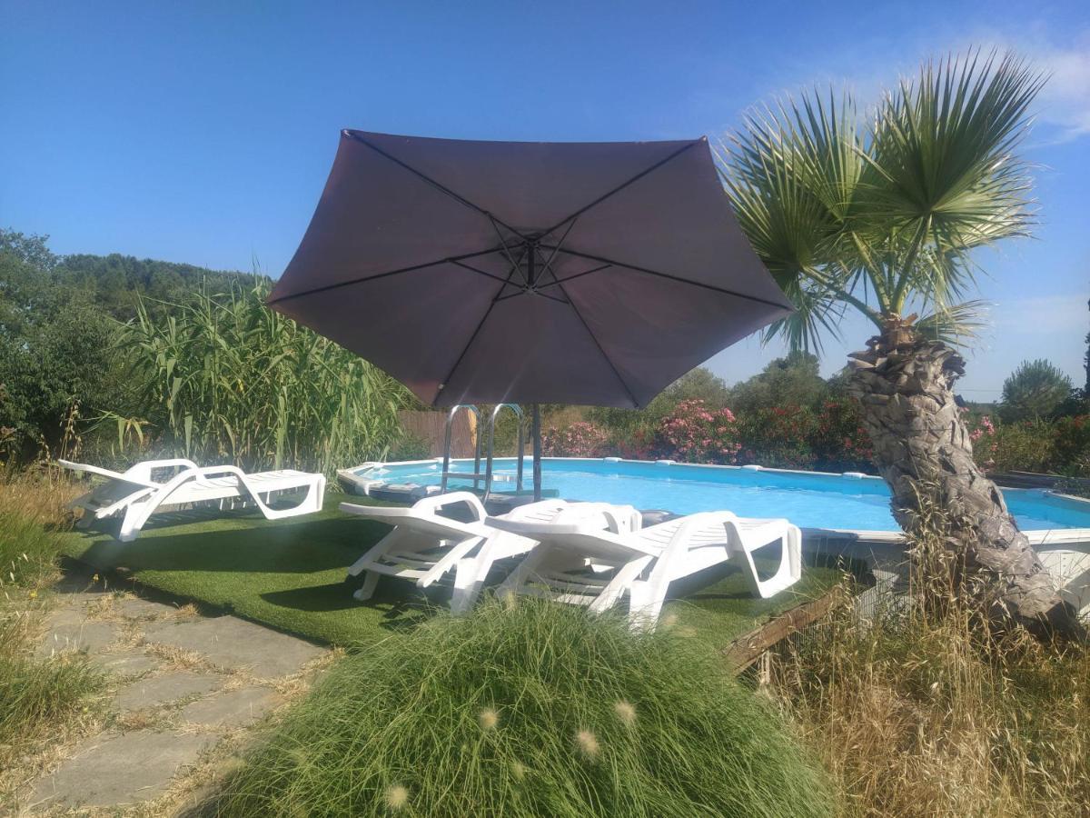 Ecoutez Les Oiseaux Hotell Lunel  Exteriör bild